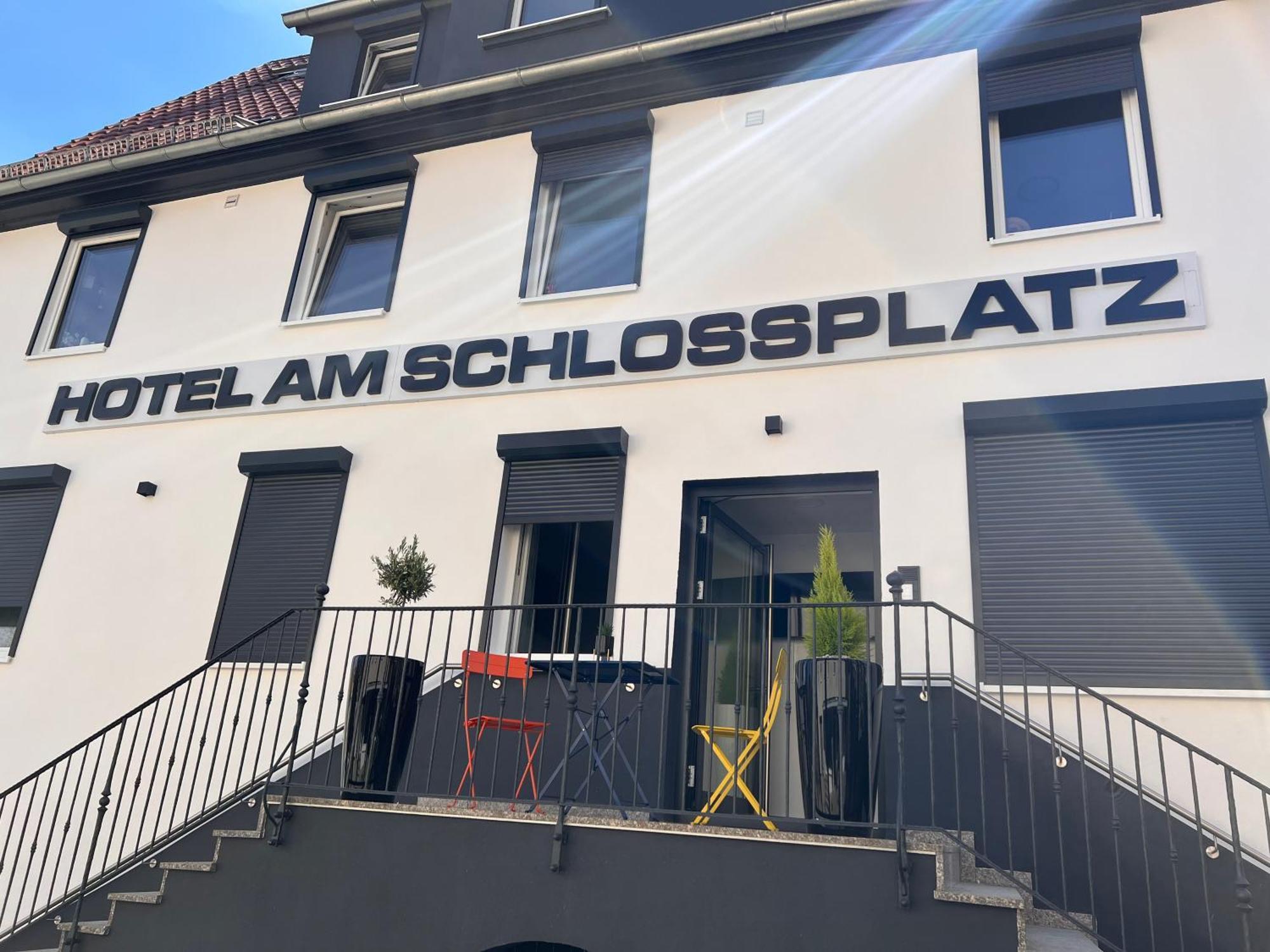 Hotel Am Schlossplatz Хехинген Екстериор снимка