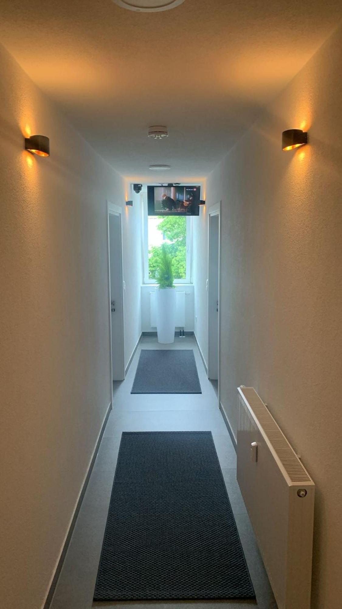 Hotel Am Schlossplatz Хехинген Екстериор снимка